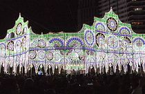 Giappone, festa di luci a Kobe per ricordare le vittime del terremoto del 1995