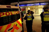 Londra: tenta di sgozzare un uomo nel metrò."Atto di terrorismo"per Scotland Yard