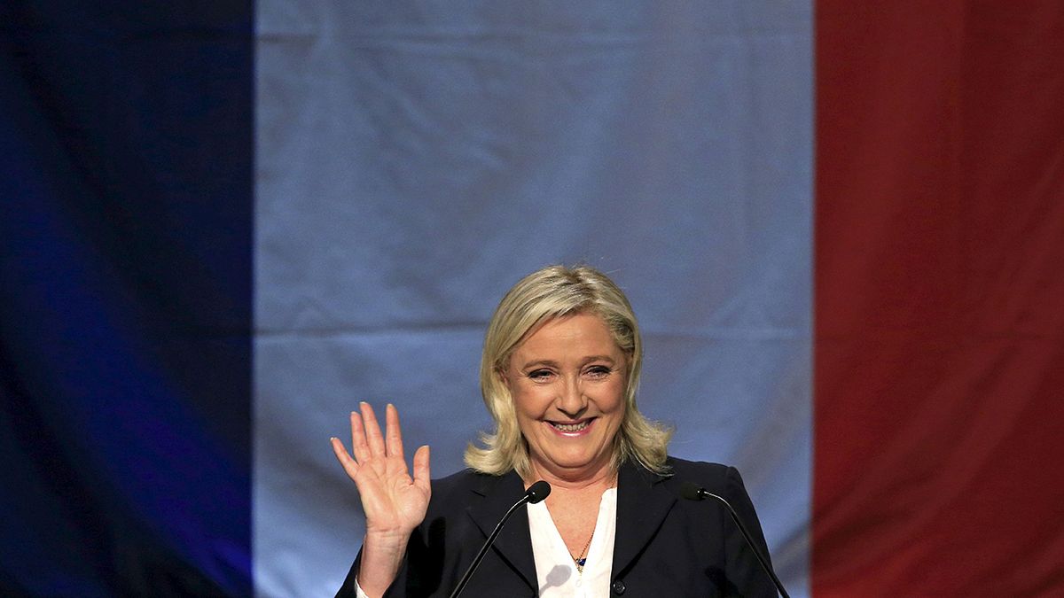 Rechtsruck in Frankreich: Front National feiert sich als "erste Partei" in Regionalwahlen