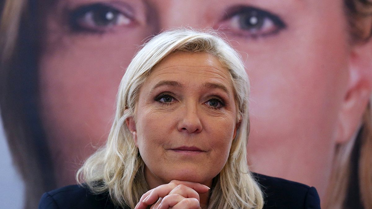 Erdrutsch-Sieg für Marine Le Pen