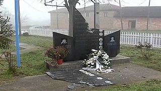 Un'abitazione e un monumento serbo attaccati in Kosovo
