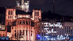 Fête de Lumières : Lyon rend hommage aux victimes des attentats de Paris