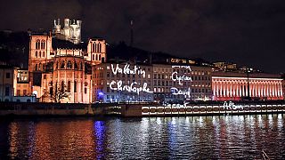 عيد الأنوارفي ليون للترحم على أرواح ضحايا هجمات باريس