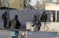Αφγανιστάν: Πολύνεκρη επίθεση των Ταλιμπάν στο αεροδρόμιο της Κανταχάρ