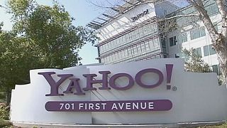 Yahoo recua na venda da participação na Alibaba