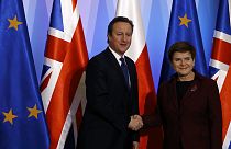 Cameron in Polonia a caccia di consenso su riforma Ue, ma l'accordo resta lontano