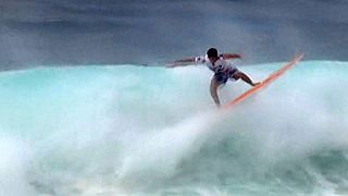 درخشش موج سوار ۱۷ ساله استرالیایی در هاوایی