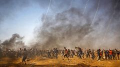 Image: Palestinian protesters