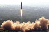 Pakistán prueba un misil con capacidad para albergar carga nuclear