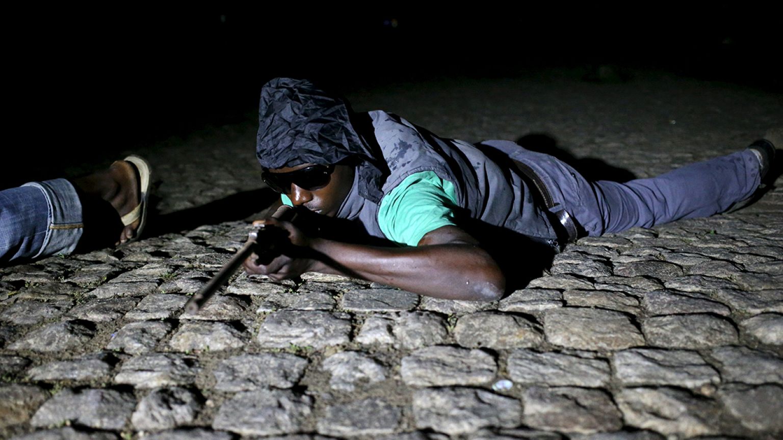 Des assaillants attaquent des camps militaires au Burundi