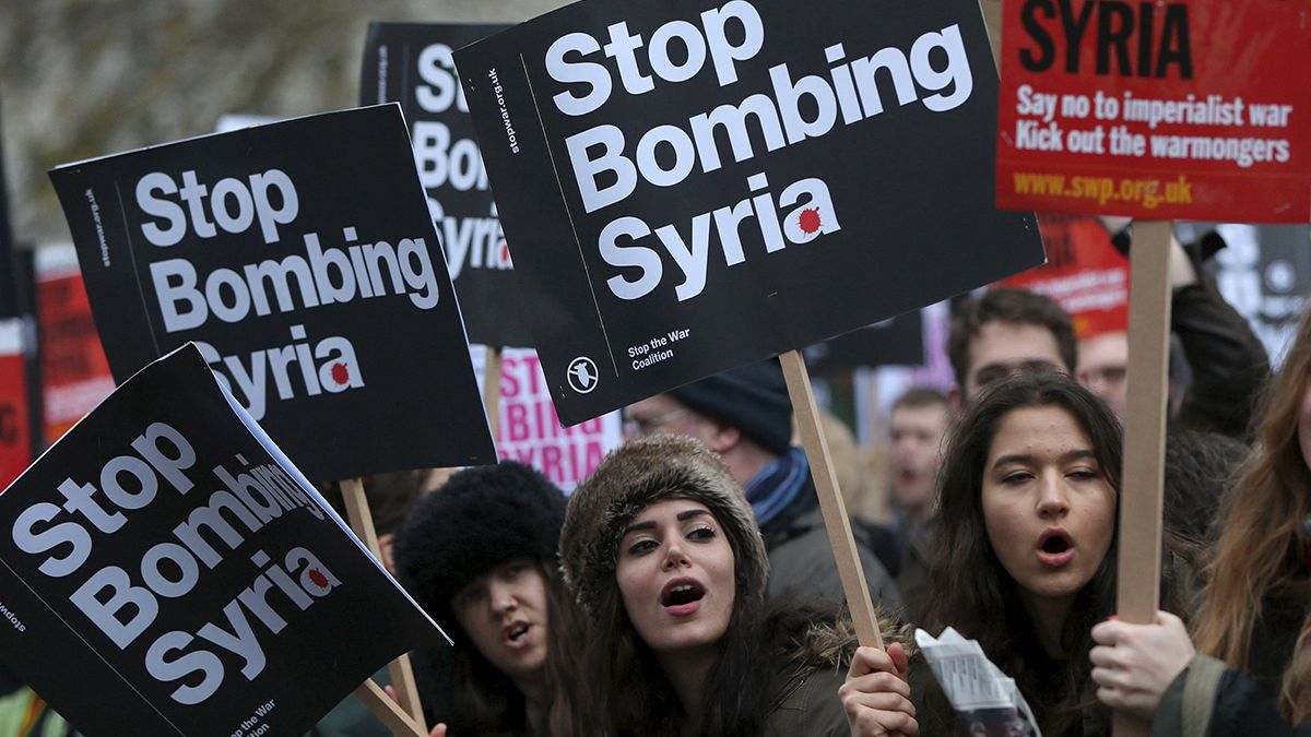 Λονδίνο: Διαδήλωση κατά των αεροπορικών επιδρομών στη Συρία