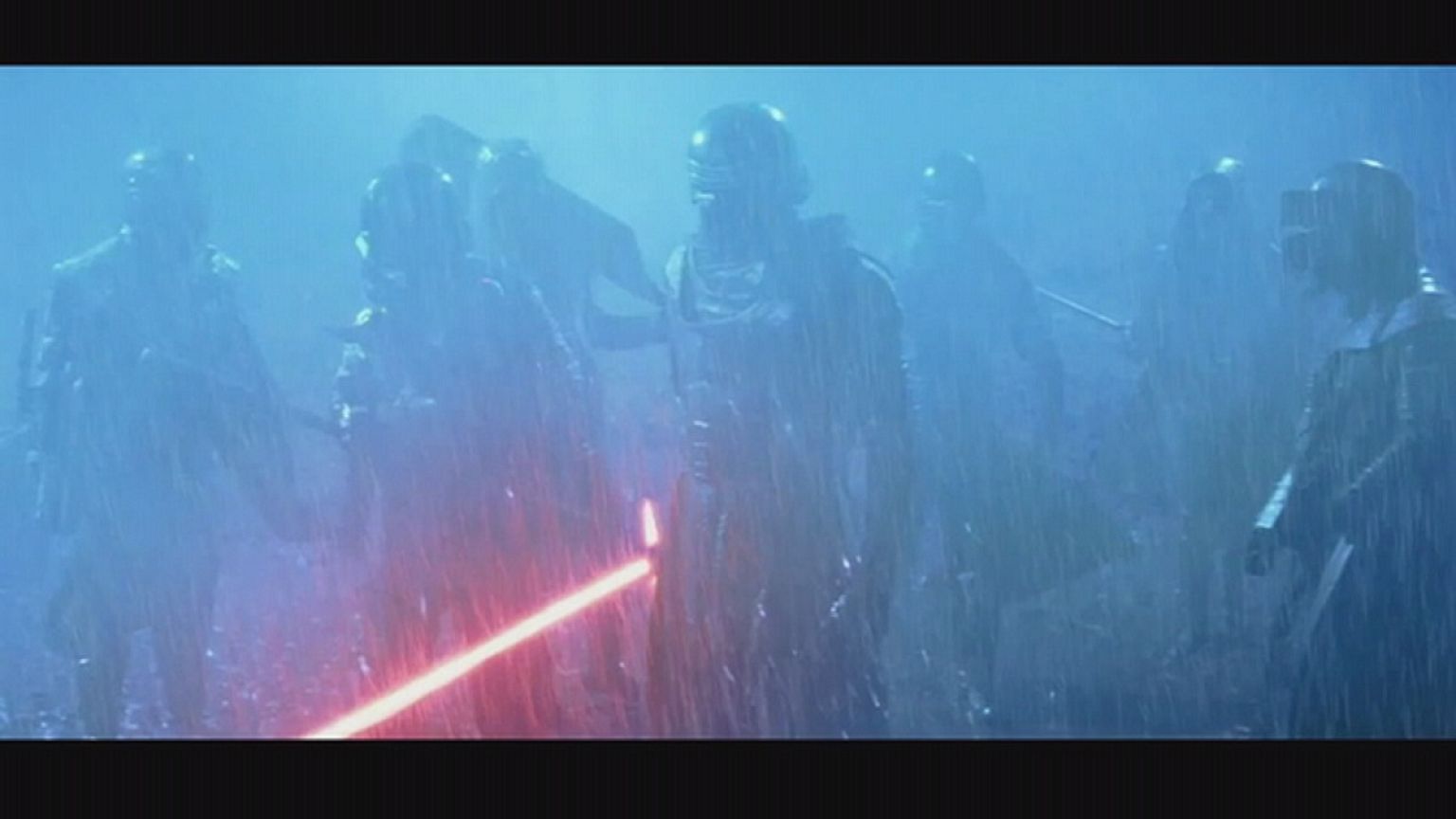 «Star Wars»: Η Δύναμη ξύπνησε και κατακτά τον κόσμο