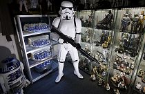 Η «Δύναμη» του Star Wars ξυπνά και την αγορά αναμνηστικών και παιχνιδιών