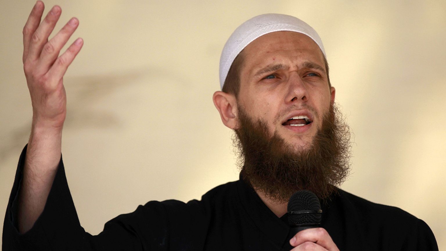 Salafist und selbsternannter Boss der "Scharia-Polizei" wieder festgenommen