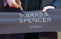 Óriás Marks&Spencer nyílt karácsonyra Pekingben