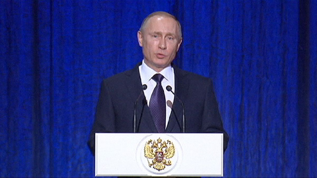 Putin: "In Siria potremmo colpire ancora più duramente"