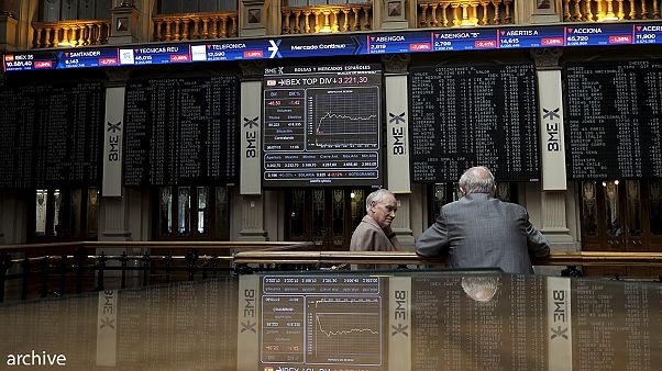 Borsa di Madrid in rosso dopo il verdetto incerto delle urne Borsa di Madrid in rosso dopo il verdetto incerto delle urne