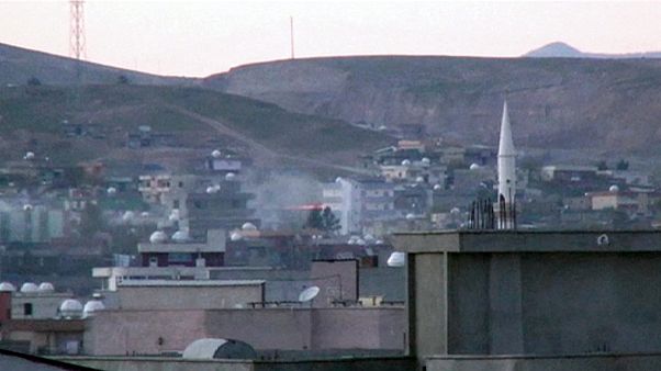 L'armée turque poursuit son offensive contre les militants kurdes L'armée turque poursuit son offensive contre les militants kurdes