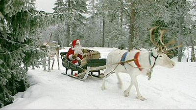 سانتا كلوز في فنلندا على زلاجة تجرها الرنّة