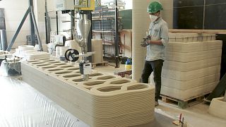 Image: A 3D Printer creates concrete