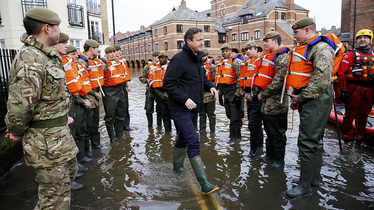 Cientos de evacuados en el Reino Unido por las inundaciones