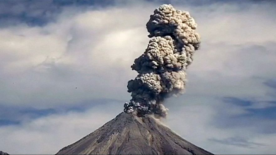 Colima yanardağı Colima yanardağı