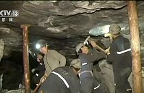 Cina, 17 uomini intrappolati in miniera dopo un crollo