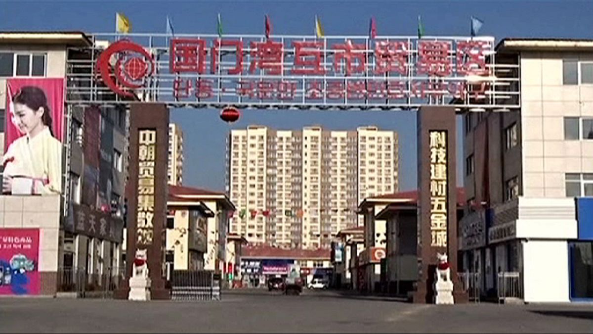 Çin'in Kuzey Kore sınırındaki Dandong ticaret bölgesi "hayalet şehri" andırıyor