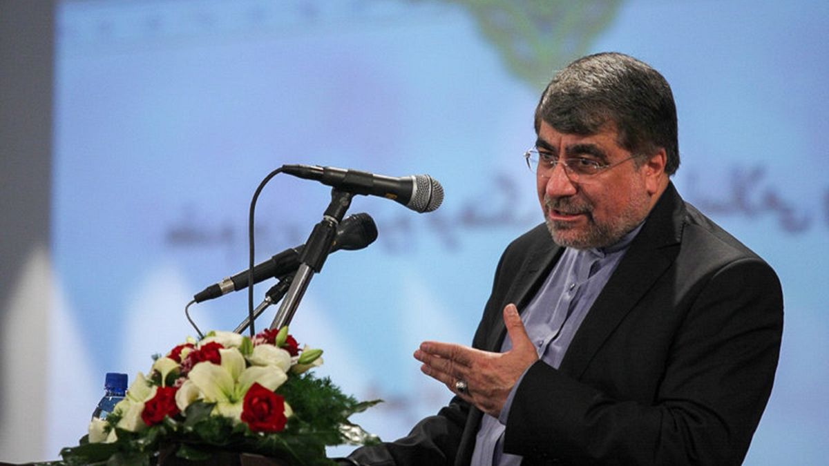 وزیر ارشاد: جامعه ایران دچار انحطاط اخلاقی شده است