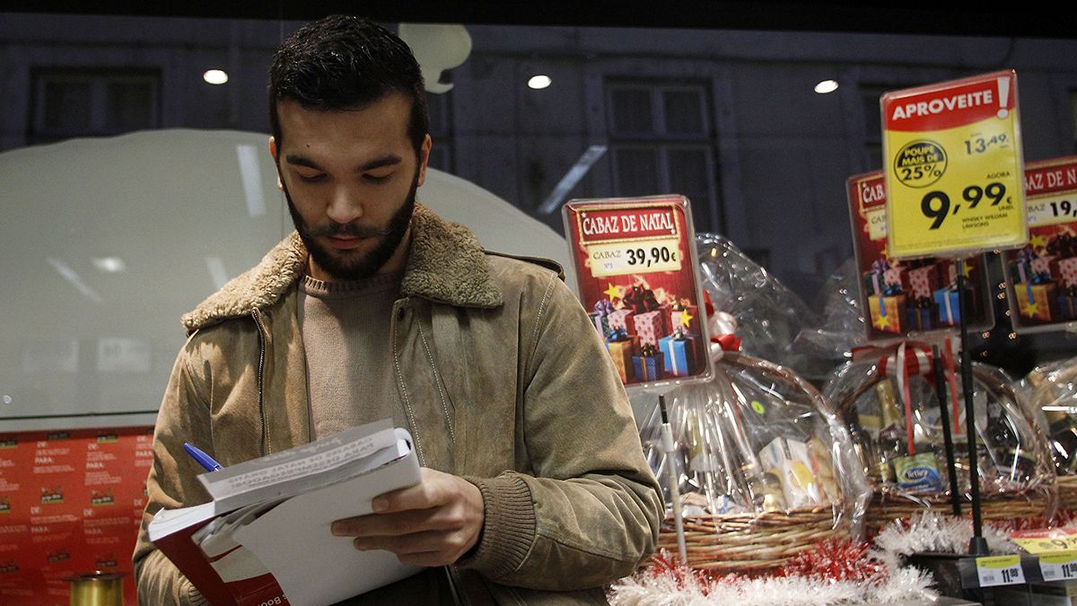 Portugal:Deco pede consumo responsável depois de excessos do Natal