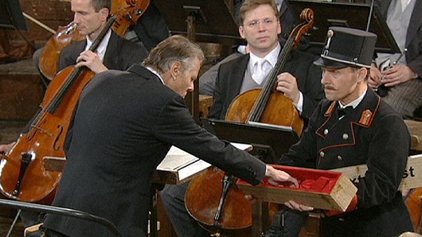 Viyana Filarmoni Orkestrası'ndan muhteşem yeni yıl konseri Viyana Filarmoni Orkestrası'ndan muhteşem yeni yıl konseri