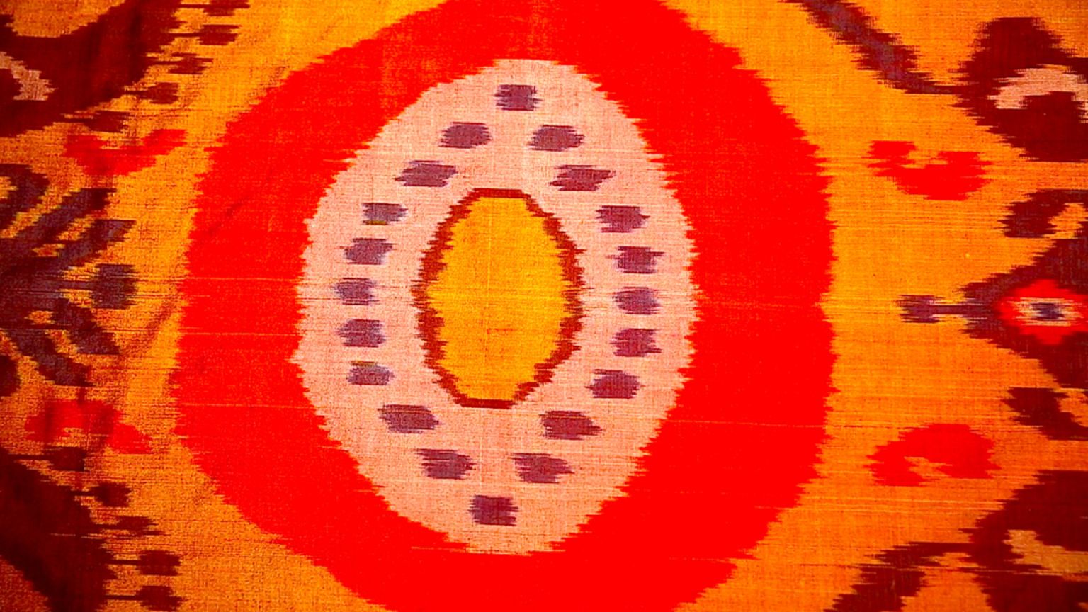 Ancient silk techniques kept alive in Margilan