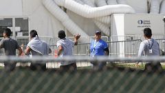 Image: Migrant children