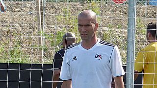 Real Madrid: Zinedine Zidane takes charge of first training session