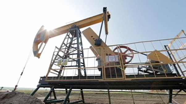 Pétrole : le Brent s'aventure sous les 33 dollars Pétrole : le Brent s'aventure sous les 33 dollars