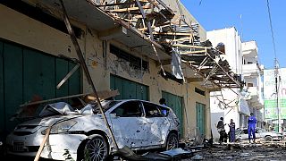 Un obus tiré près du palais présidentiel à Mogadiscio
