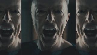 Bukalemun şarkıcı David Bowie'nin yeni albümü çıktı