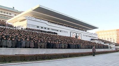 Coreia do Norte celebra teste com bomba de hidrogénio
