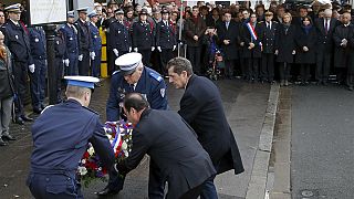 Homenaje a la policía municipal asesinada hace un año en Montrouge en los tres días que sumieron a Francia en el terror