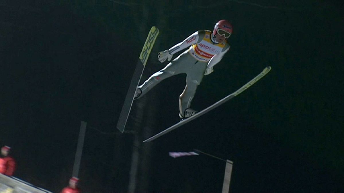 Kayakla atlama takım yarışlarında altın Almanya'nın
