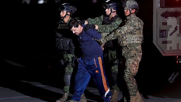 Début du processus d'extradition vers les USA d'El Chapo, le chef de cartel mexicain Début du processus d'extradition vers les USA d'El Chapo, le chef de cartel mexicain