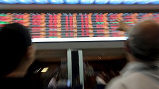 European stocks stabilise but global worries persist