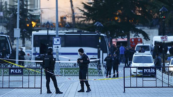 Turquia: Mortos do ataque em Istambul são todos cidadãos estrangeiros Turquia: Mortos do ataque em Istambul são todos cidadãos estrangeiros