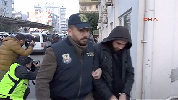 Turquia: Imagens do bombista suicida antes do atentado Turquia: Imagens do bombista suicida antes do atentado