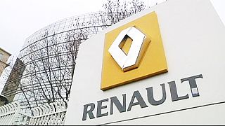 Renault suspeita de fraude e a sofrer fortes perdas na bolsa de Paris