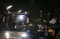 Menekültekkel teli buszt küldött Merkelhez egy bajor politikus