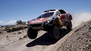 Peterhansel y Price se encaminan hacia sus triunfos en el Dakar