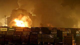 Alerte chimique après un incendie dans le plus grand port brésilien dans l'Etat de São Paulo