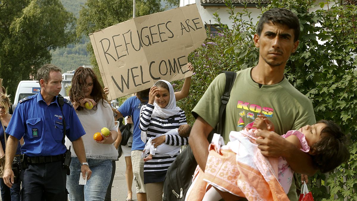 Ελβετία: Κατάσχονται τιμαλφή και μετρητά των αιτούντων άσυλο
