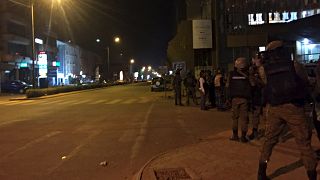 Attaque terroriste : les forces de sécurité lancent un nouvel assaut contre l'hôtel Ybi après avoir libéré 126 otages au Splendid